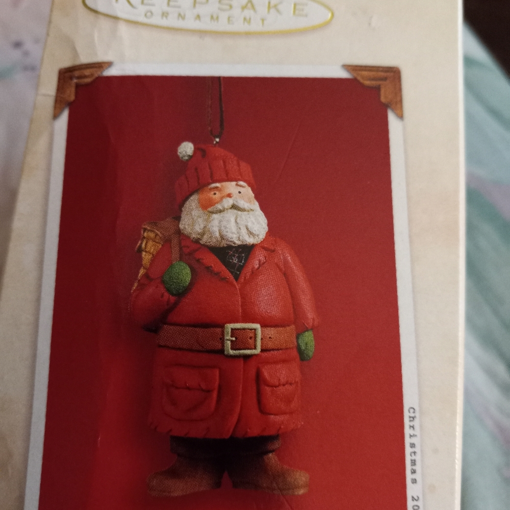 Hallmark Keepsakes Santa bundle - Picture 4 of 6